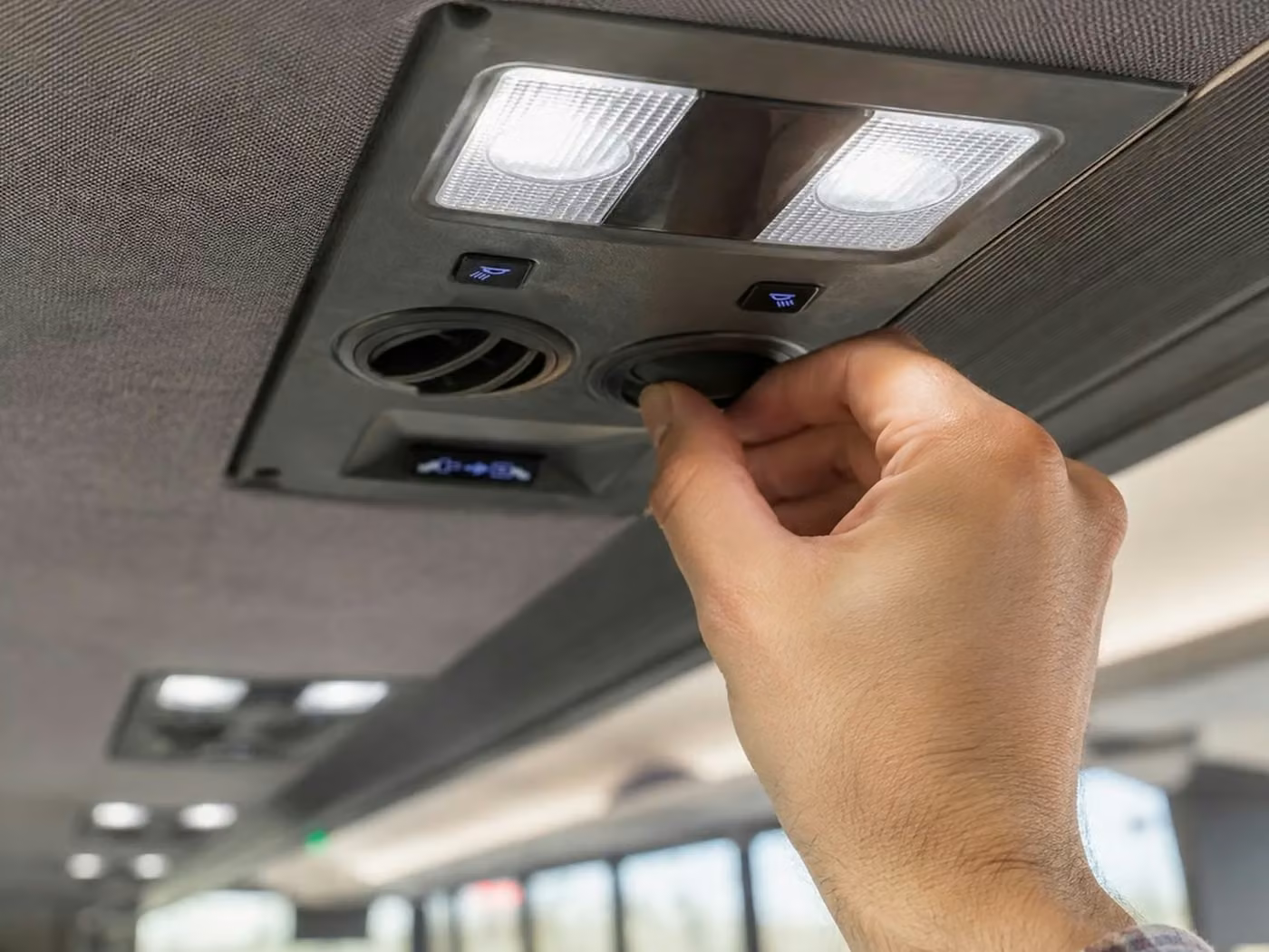marion 18 passenger minibus climate control