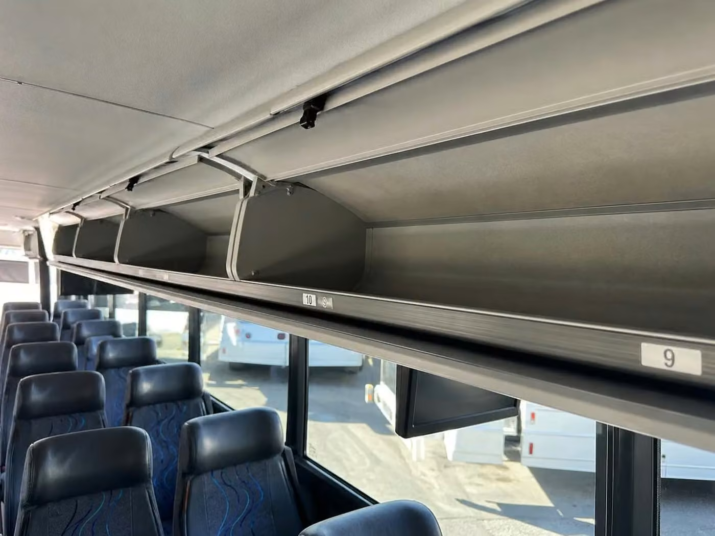 marion 35 passenger minibus overhead storage