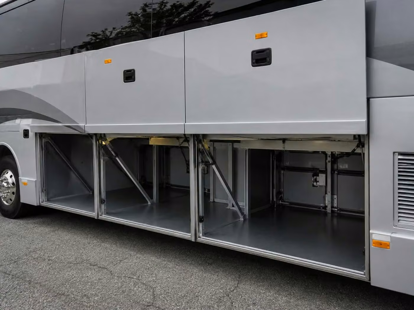 marion 56 passenger charter bus luggage bays