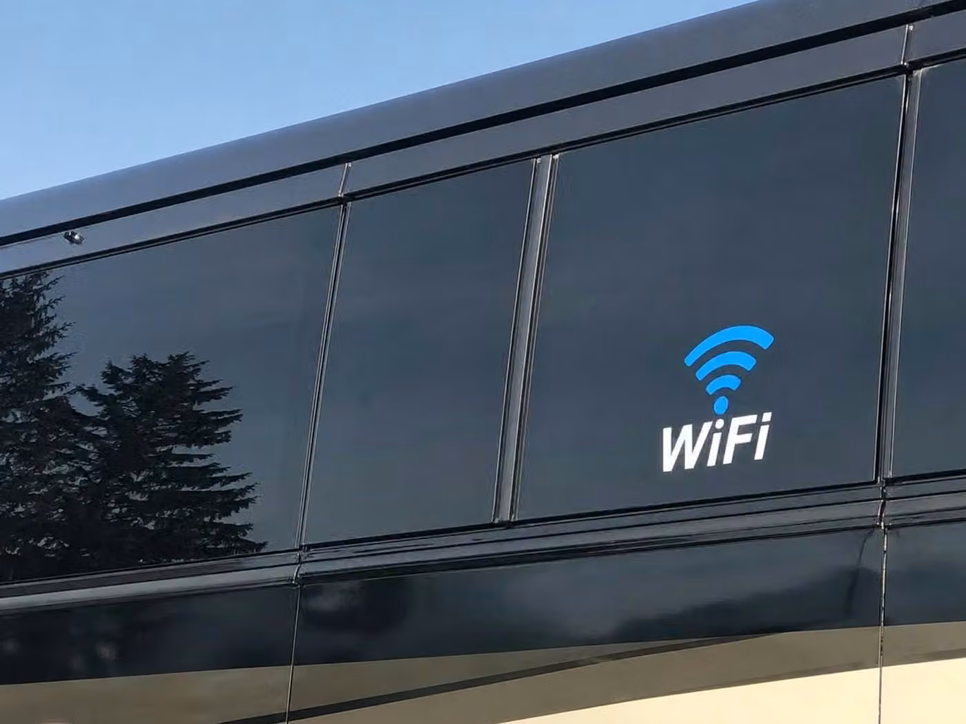marion 56 passenger charter bus wifi
